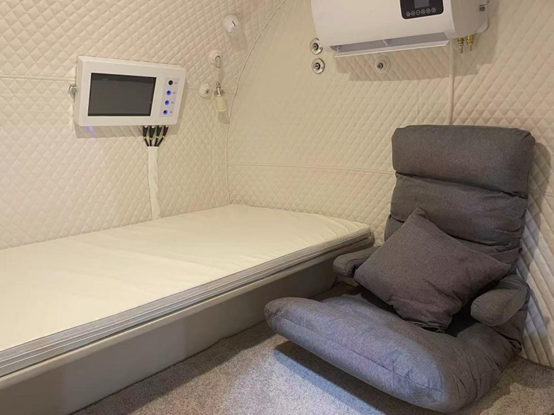 hyperbaric chamber